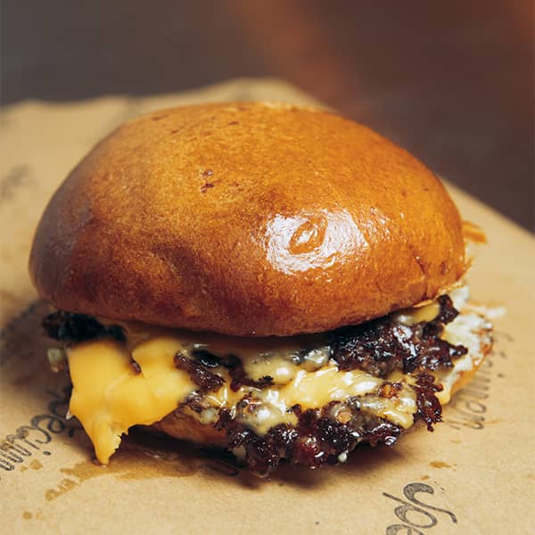 Le smash burger de chez Specimen