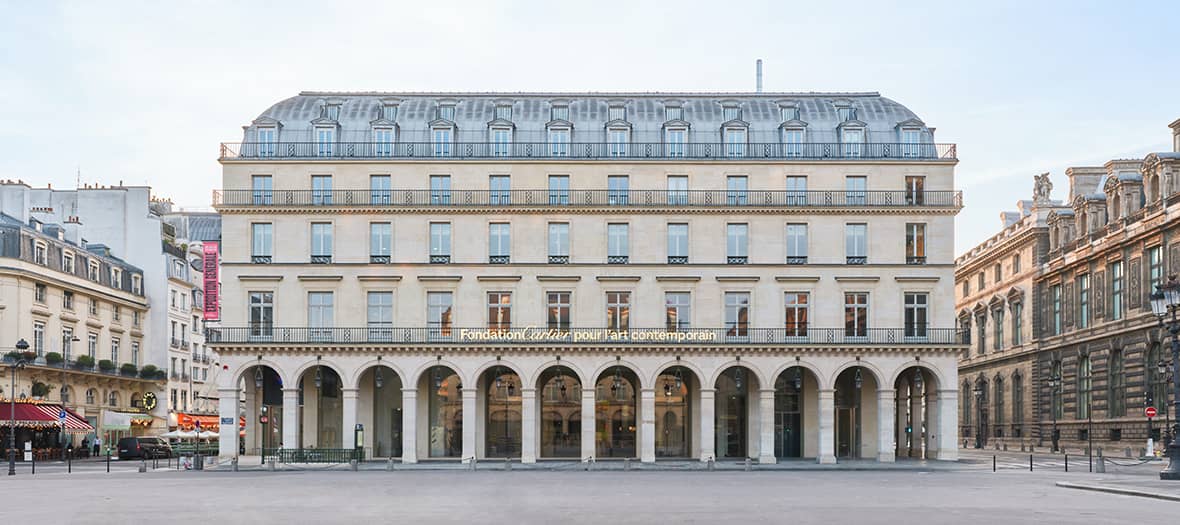 Façade de la Fondation Cartier pour l’art contemporain au Palais Royal à Paris.